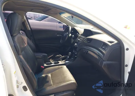 2014 Acura Ilx 2.0L z USA, uszkodzony, nr VIN 19VDE1F34EE008765